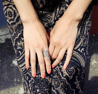 แหวนแฟชั่น ดีไซน์เก๋ๆ สำหรับสาวอินเทรนด์ สวยสะดุดตา!!