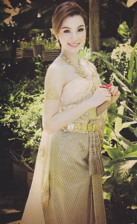 หรูหรา อลังการ แบบ "ชุดไทยแต่งงาน" สไตล์เจ้าหญิงโบราณ - แฟชั่นแต่งงาน - ชุดแต่งงาน - ชุดไทยแต่งงาน - ชุดไทย - สไตล์เจ้าหญิงโบราณ