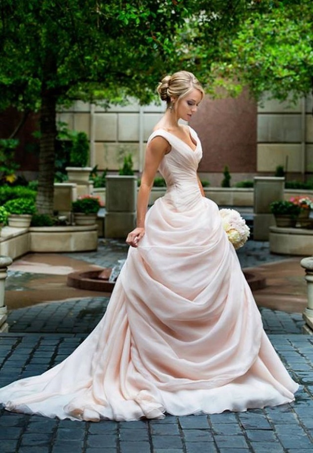 เลือกชุดแต่งงานให้เข้ากับรูปร่าง - แฟชั่นแต่งงาน - สไตล์การแต่งตัว - Wedding Dresses - ชุดเจ้าสาว - ชุดแต่งงาน - แบบชุดเจ้าสาว - งานแต่งงาน