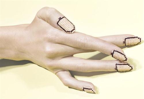 Sinh động cùng nail 3D - xu hướng - Thời trang nữ - Tư vấn - Trang trí móng - Hè 2012