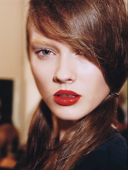 Make up with busy female - Make up