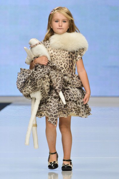 Jótékonyság a divatban: Fashion Kids for Children in Crisis Onlus - 2013-as tavaszi gyermekruha trend