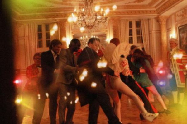ภาพลับ!!! ปาร์ตี้สละโสดของเจ้าชายวิลเลียม - Celeb Style - เจ้าชายวิลเลียม - เจ้าหญิงเคท - เดวิด เบคแฮม - เลดี้ กาก้า - เซอร์เอลตัน จอห์น