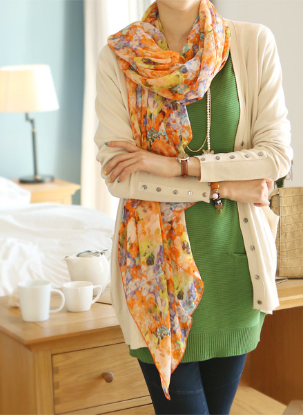 เริ่ด!! ไอเทมลายดอก ผ้าพันคอ สร้อย หมวก ที่มัดผม สวยแจ่ม!! - Accessories - เครื่องประดับ - แฟชั่นลายดอก - ไอเทมลายดอก - ผ้าพันคอ - หมวก - สร้อยคอ - ที่คาดผม