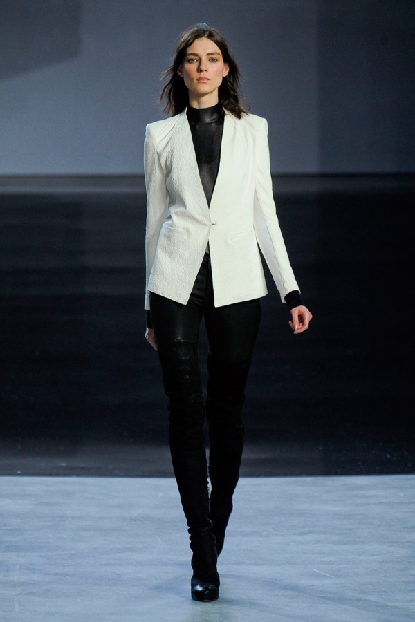 White for Elegant Winter - Fashion - Women's Wear - Winter 2012 - Tips - Trends