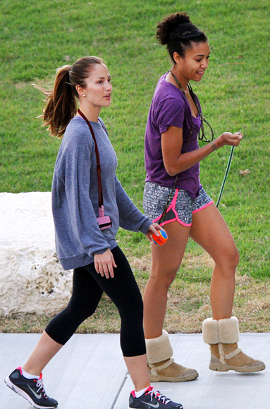 Minka Kelly กับวัย 32 ที่ยังแจ๋ว - Celeb Style - เทรนด์ใหม่ - ความงาม - แฟชั่น - แฟชั่นดารา - แฟชั่นคุณผู้หญิง - แต่งหน้า - เคล็ดลับ - อินเทรนด์ - แฟชั่นวัยรุ่น