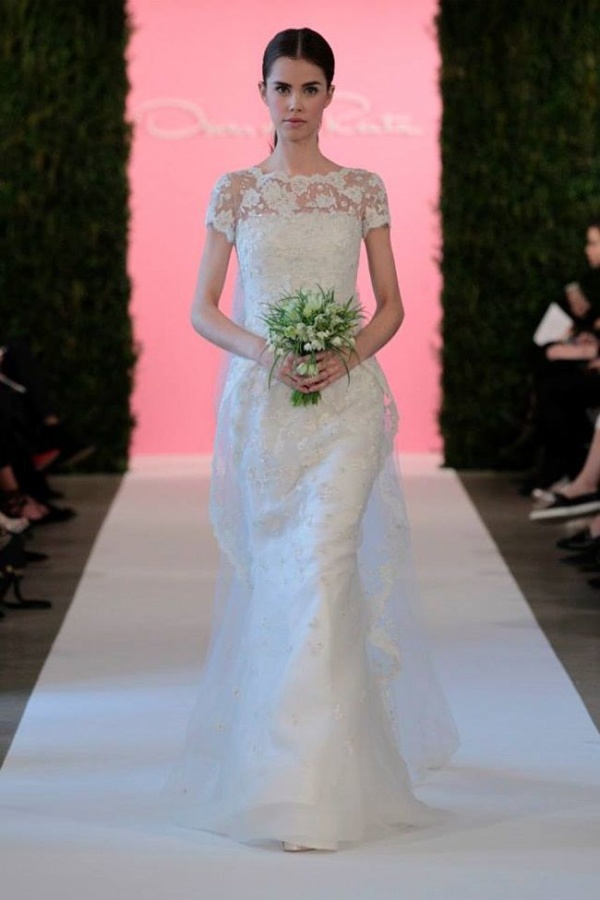 Cô dâu yêu kiều với áo cưới Xuân 2015 của Oscar de la Renta - Oscar de la Renta - Áo Cưới - Thời trang cưới - Bộ sưu tập - Xuân 2015 - Nhà thiết kế