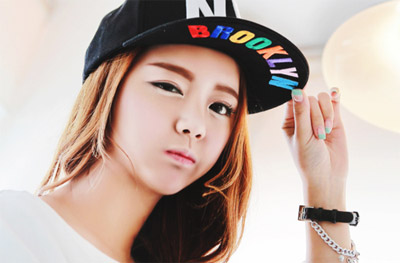 ไอเทมเฮ้วๆ กับหมวกแก๊ปใบเก๋ เทรนด์ชิคแนวๆ - แฟชั่นวัยรุ่น - Accessories - อินเทรนด์ - หมวกแก๊ป - แฟชั่นแนวๆ - ไอเทมสุดเก๋ - แฟชั่นหมวก