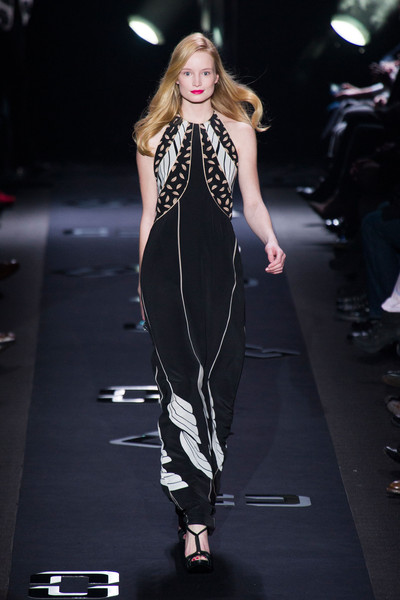 Tinh tế và quyến rũ cùng BST Thu 2013 từ Diane von Furstenberg - Thời trang nữ - Bộ sưu tập - Nhà thiết kế - Thời trang - Thu 2013 - Diane von Furtenberg