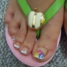 Letnji frenč pedikir - manikir - nokti - nail art - frenc manikir
