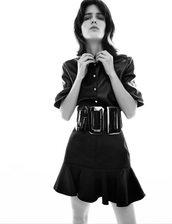 Devon Windsor &  Zlata Mangafic cá tính cùng thời trang da trên tạp chí Vogue Đức tháng 5/2014 - Devon Windsor - Zlata Mangafic - Vogue Đức - Balmain - Emilio Pucci - Saint Laurent - Hedi Slimane