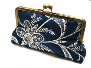 Etsy Find: Handmade Silk Clutches with a Southern Twist for Spring - Handmade - Bag