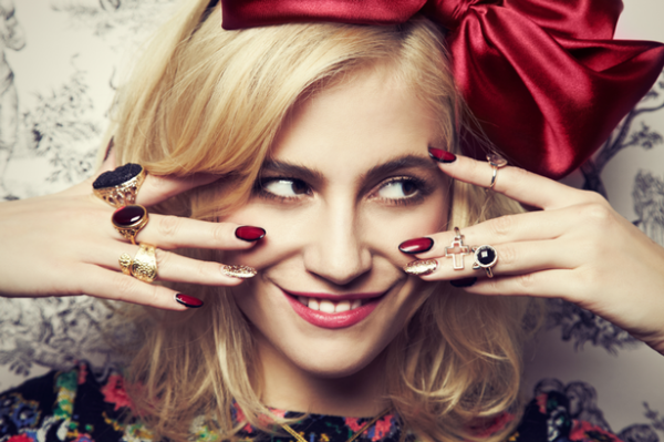 Pixie Lott Collaborates With Rock N' Rose For '60s-style Accessory Collection