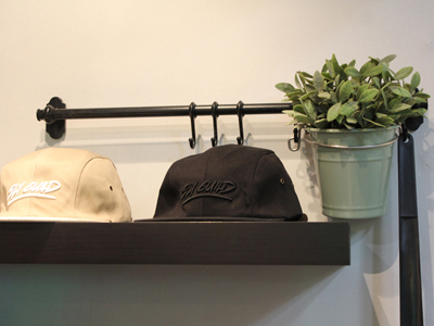 แฟชั่น "หมวก" ไอเทมสุดเท่ สำหรับสาวกแนวสตรีทแวร์ - Accessories - หมวก - แบบหมวก - แฟชั่นหมวก - หมวกอินเทรนด์ - แฟชั่นวัยรุ่น - หมวกแนวสตรีทแวร์
