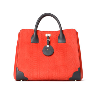 Jason Wu ra mắt BST túi xách Thu 2013 - Jason Wu