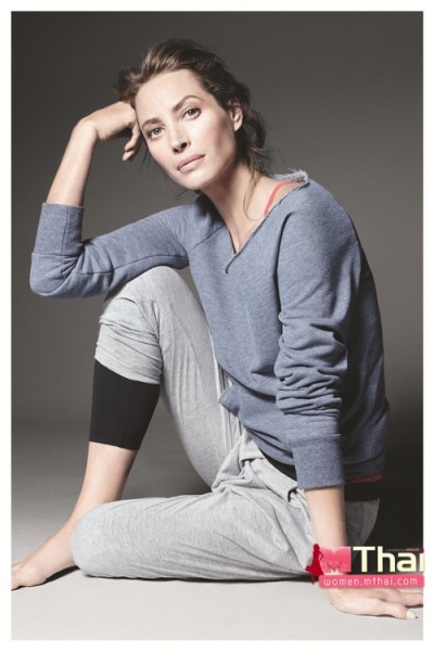 เปิดตัว เสื้อผ้ากีฬา Esprit Wellness Collection 2012