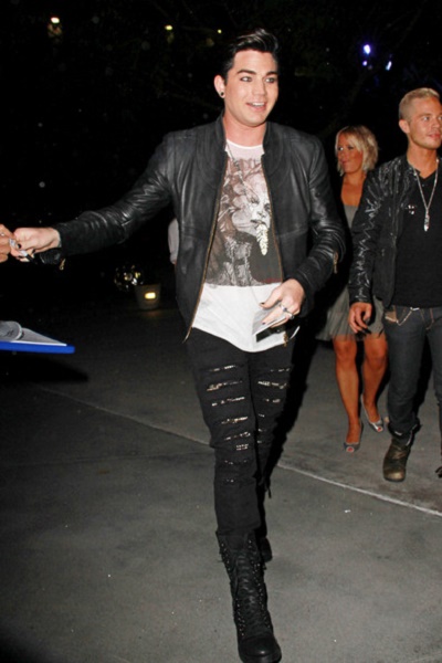 ส่อง fashion พ่อหนุ่มรูปงาม Adam Lambert - แฟชั่น - แฟชั่นคุณผู้ชาย - เทรนด์ใหม่ - อินเทรนด์ - แฟชั่นดารา - เสื้อผ้า - สไตล์