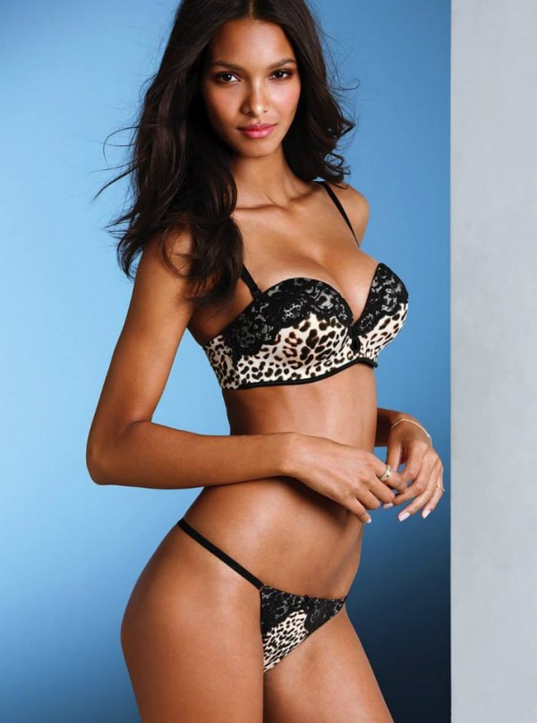 Laís Ribeiro khoe thân nóng bỏng trong quảng cáo nội y Victoria’s Secret tháng 5/2013. - Victoria’s Secret - Nội y - Laís Ribeiro