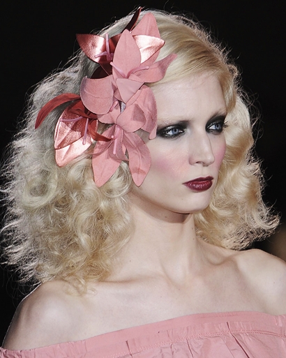 New York Fashion Week: Spring 2011 Beauty Trends - Hair - Makeup