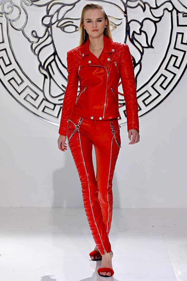 Sexy Versace Fall 2013 Collection at Milan Fashion Week - Versace - Fashion - Collection - Designer - Fall 2013 - Fashion Show