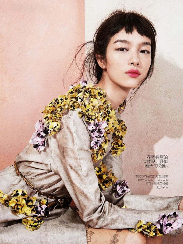 Fei Fei Sun Chụp Ảnh Bìa Cho Tạp Chí Vogue Trung Quốc Tháng 5/2014 - Người mẫu - Tin Thời Trang - Thời trang - Hình ảnh - Tạp chí - Trang bìa - Fei Fei Sun - Vogue Trung Quốc