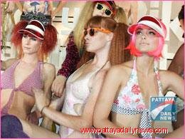‘Unlimited sexy bikini show’ at Central Festival Pattaya Beach
