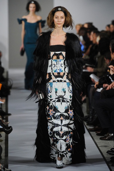 งามสง่าหรูหรากับ Oscar de la Renta Fall 2012 - Oscar de la Renta - แฟชั่นคุณผู้หญิง - แฟชั่นโชว์
