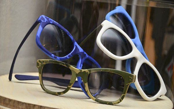 แว่นตาเรืองแสงจาก Italia Independent - แฟชั่น - Accessories - แว่นตา - Italia Independent - Lapo Edovard Elkann - แว่นกันแดด - แฟชั่นนิสต้า - แบรนด์ดัง
