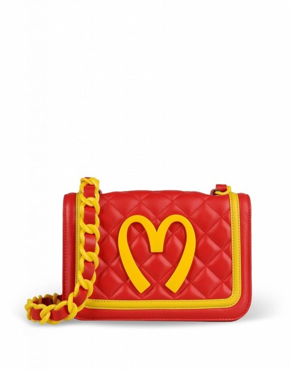 Túi xách lấy biểu tượng McDonald của Moschino