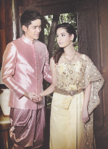 หรูหรา อลังการ แบบ "ชุดไทยแต่งงาน" สไตล์เจ้าหญิงโบราณ - แฟชั่นแต่งงาน - ชุดแต่งงาน - ชุดไทยแต่งงาน - ชุดไทย - สไตล์เจ้าหญิงโบราณ