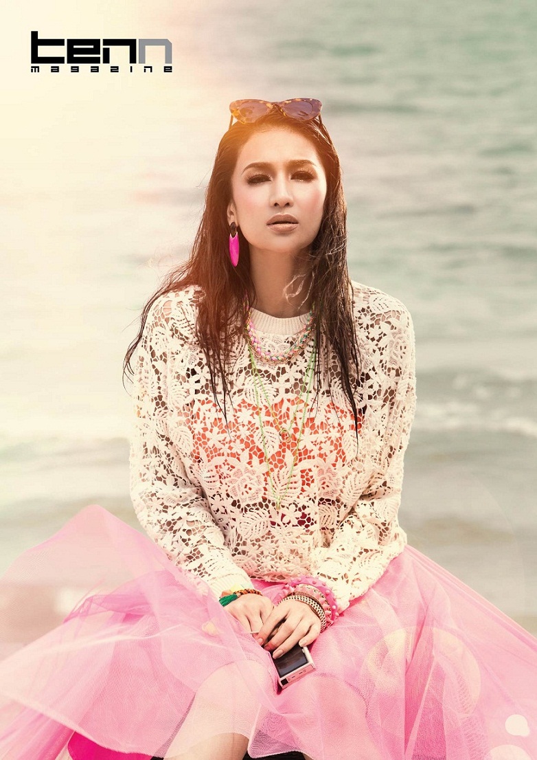 อวดหุ่นเป๊ะ!! เนย โชติกา เซ็กซี่กับเสื้อผ้าสีสดสุดจี๊ด ขึ้นปก TENN Magazine - ถ่ายแบบ - นิตยสาร - เท็นน์ แมกกาซีน - TENN Magazine - เนย โชติกา