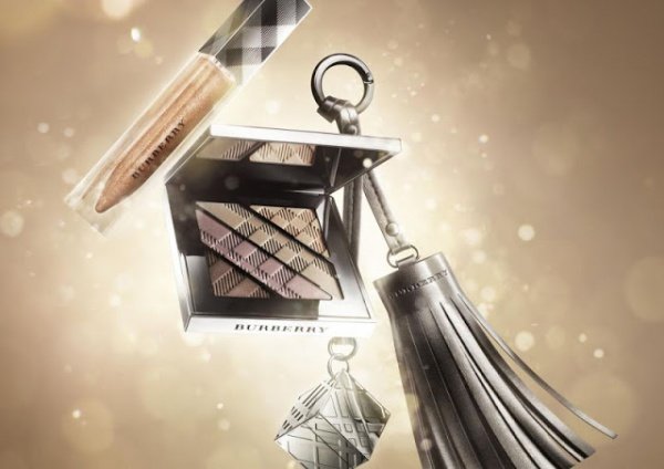 Luxurious Burberry Beauty 'Vintage Gold' Holiday 2012 Makeup Collection