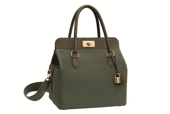 “กระเป๋า” ไอเท็มข้างกายผู้หญิงที่ขาดไม่ได้ - กระเป๋า - Loewe - Christian Dior - Hermes - Longchamp - Leather Satchel - Louis Vuitton - Paul & Joe Sister