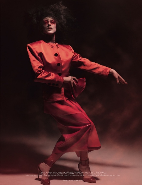 Eliza Cummings "Đỏ Toàn Tập" Trên Tạp Chí Dazed & Confused Tháng 6/2013 - Eliza Cummings - Tạp chí - Dazed & Confused - Ruth Hogben