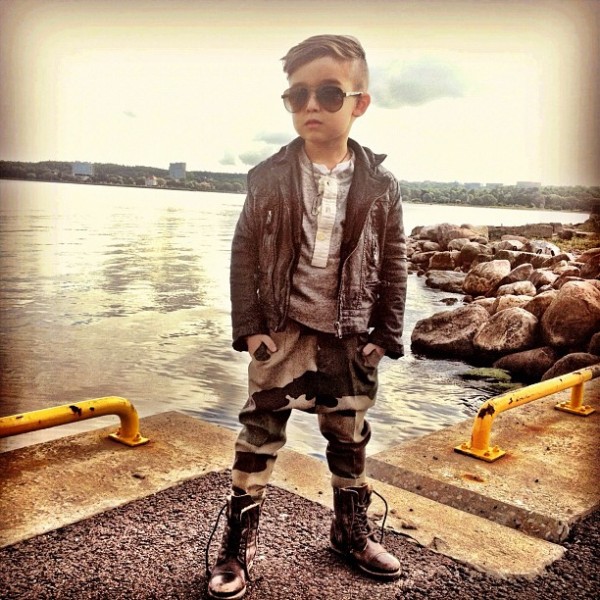 เจ้าพ่อแฟชั่นสุดหล่อ Alongso Mateo หนุ่มน้อยวัย 5 ขวบ น่ารักได้อีก!! - Alongso Mateo - นายแบบตัวน้อย - หนุ่มน้อย 5 ขวบ - เจ้าพ่อแฟชั่น - การแต่งตัวเด็ก - แฟชั่นเด็ก - แฟชั่นคุณหนู