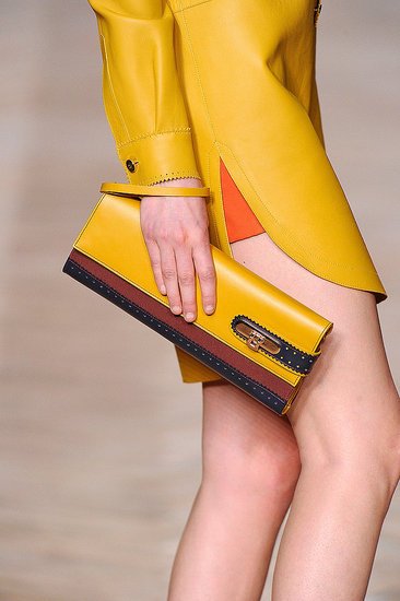 Multicolor Bag….ลมหนาวนี้ ต้องกระเป๋าหลากสี - กระเป๋า