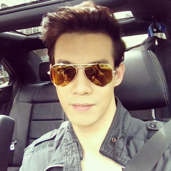 กันแดดสุดเท่!! แว่นเลนส์ปรอท ที่กำลังฮิตในหมู่ดารา - Celeb Style - แว่นตา - แว่นกันแดด - แว่นเลนส์ปรอท - แฟชั่นแว่น - แฟชั่นดารา