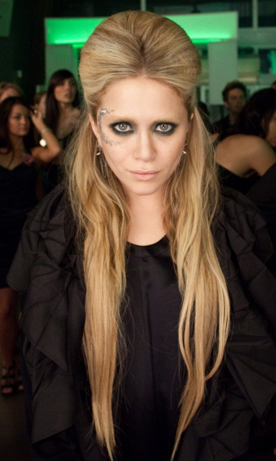 Top 101 női sztárfrizura 2010-re - szépség - haj