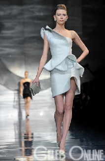 แฟชั่นโชว์หรูเริ่ด!! จาก Paris Haute Couture 2010 - แฟชั่น - แฟชั่นคุณผู้หญิง - แฟชั่นโชว์