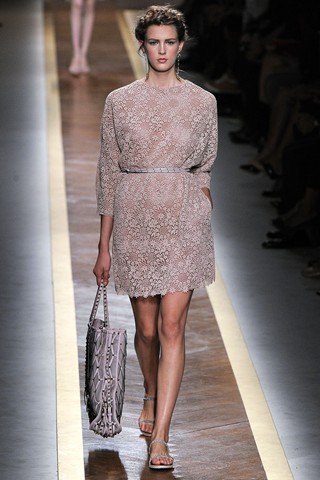 Valentino Spring 2012 Ready-to-Wear - Women's Wear - Fashion Week - Fashion Show - Valentino