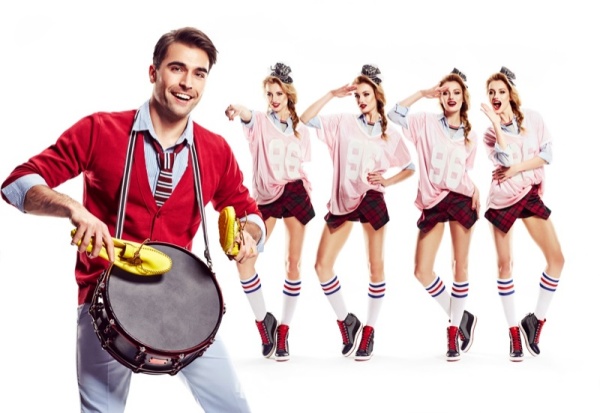 Ali Tank hóa thân thành tay chơi nhạc điệu nghệ trong bộ ảnh quảng cáo BST giày xuân hè 2014 của Elle - Ali Tank - Phụ kiện - Giày dép - Bộ sưu tập - Người mẫu - Xuân / Hè 2014