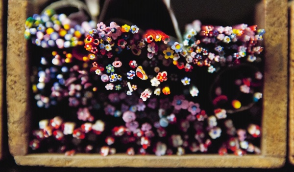 Bộ sưu tập mắt kính Mosaico đẹp nghệ thuật từ Dolce & Gabbana - Dolce & Gabbana - Mắt Kính - Bộ sưu tập - Phụ kiện - Nhà thiết kế