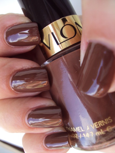 Must Have!! ซีซั่นนี้กับสีเล็บสุดเริด!! - สีทาเล็บ - Chanel - Dior - Revlon - เจนนิเฟอร์ กู๊ดวิน
