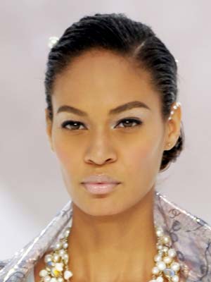 5 Makeup Trends for Spring 2012 - Make Up