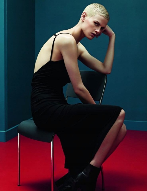 Saskia de Brauw cực nam tính trong quảng cáo Xuân 2014 của Strenesse - Saskia de Brauw - Strenesse - Thời trang - Thời trang nữ - Bộ sưu tập - Nhà thiết kế - Người mẫu - Hình ảnh