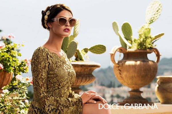 Bianca Balti sành điệu cùng thời trang kính Dolce & Gabbana Xuân/Hè 2014 [PHOTOS] - Người mẫu - Phụ kiện - Nhà thiết kế - Hình ảnh - Kính mát - Bộ sưu tập - Bianca Balti - Dolce & Gabbana - Xuân/Hè 2014