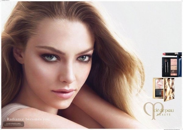 Amanda Seyfried khoe nét đẹp ‘thôi miên’ trong quảng cáo Cle de Peau Beaute Xuân/Hè 2014