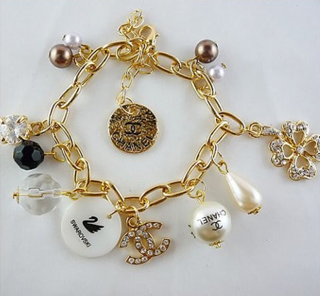 Luxurious Jewelry in Chanel Collection - Accessories - Chanel