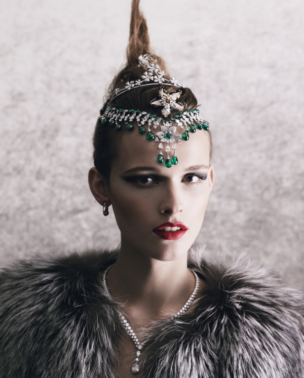 ‘Jewels In The Crown’: bộ ảnh trang sức thú vị trên tạp chí How To Spend It tháng 12/2013 - How To Spend It - Trang sức - Người mẫu - Tin Thời Trang - Thời trang - Hình ảnh