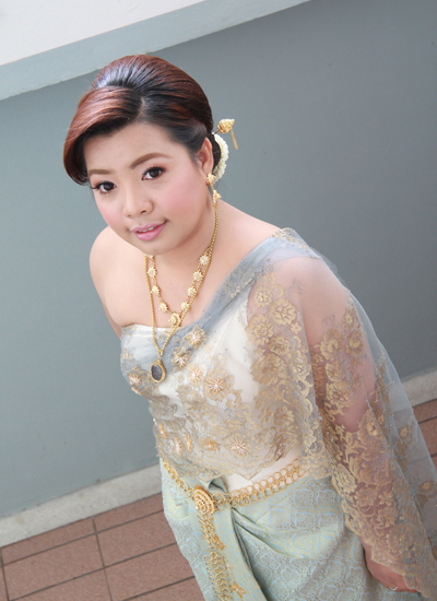 แบบ"ทรงผมเจ้าสาว"ที่เหมาะกับชุดไทย แสนงดงาม สวยหวาน - ทรงผมเจ้าสาว - ทรงผมเจ้าสาวชุดไทย - ทรงผมแต่งงาน - แบบผมเข้ากับชุดไทย